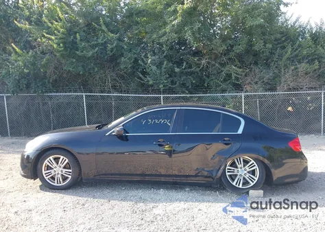 2013 Infiniti G37 z USA, uszkodzony, nr VIN JN1CV6AR1DM755853